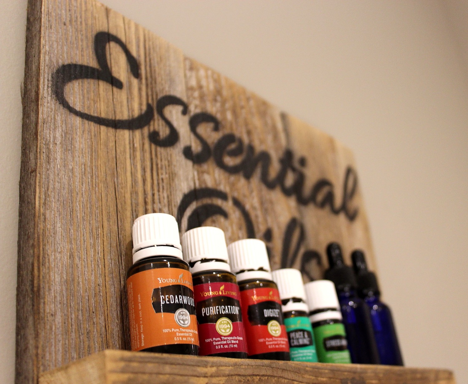 IMG_2906 Eva uses essential oils in her therapy techniques